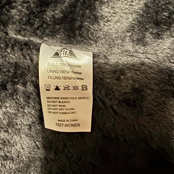 Women's Gray Ski Jacket with Hood - Picture 7 of 7